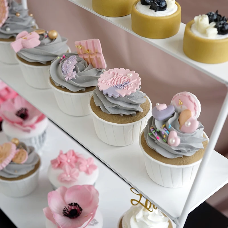 

Simulation gray tune cream cup cake Fake cake props Baking shop cabinet decoration Shooting props