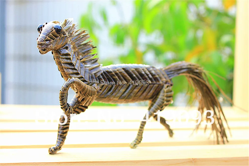 Free Shipping Chinese Folk Art Handcraft Crafts Horse Suitable for Home Decoration Mascot Collection Holiday Gifts Natural Toy |