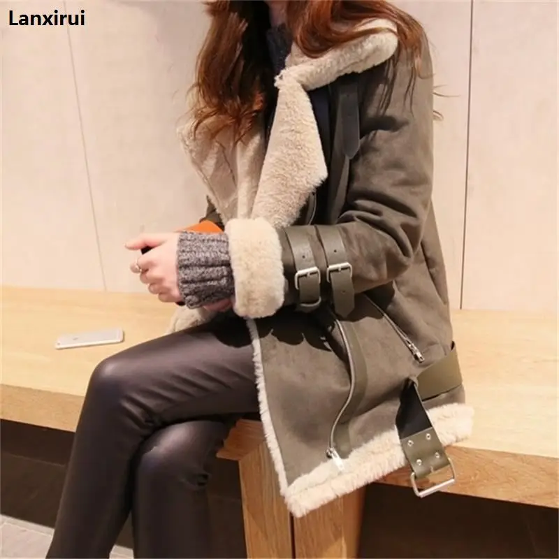 Finest  Winter High -Quality Jacket Female Suede Lamb Keep Warm Wool Coat Motorcycle Lapels Coat Female Thi