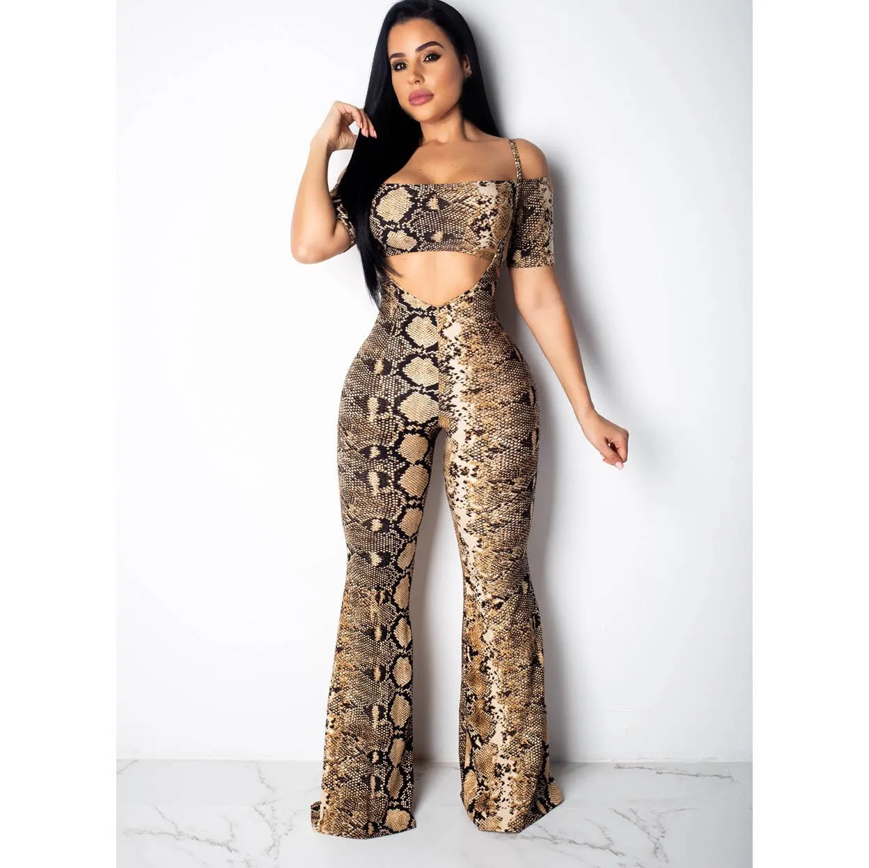 

2019 Summer Women Snake Skin Print Set Spaghetti Straps Wide Leg Pants Two Pieces Set Short Sexy Crop Tops Long Pant Set