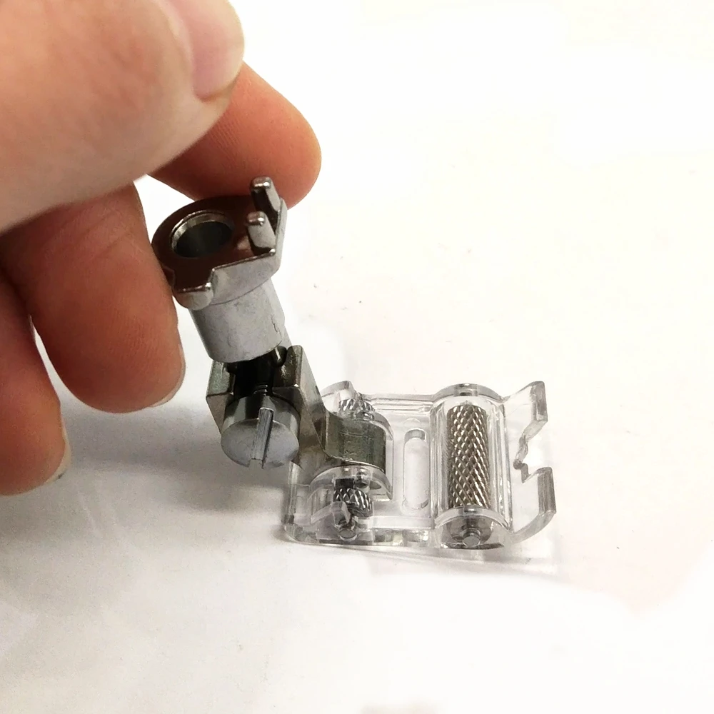 BERNINASEWINGMACHINEROLLERFOOTFORMODELS707730830801807930