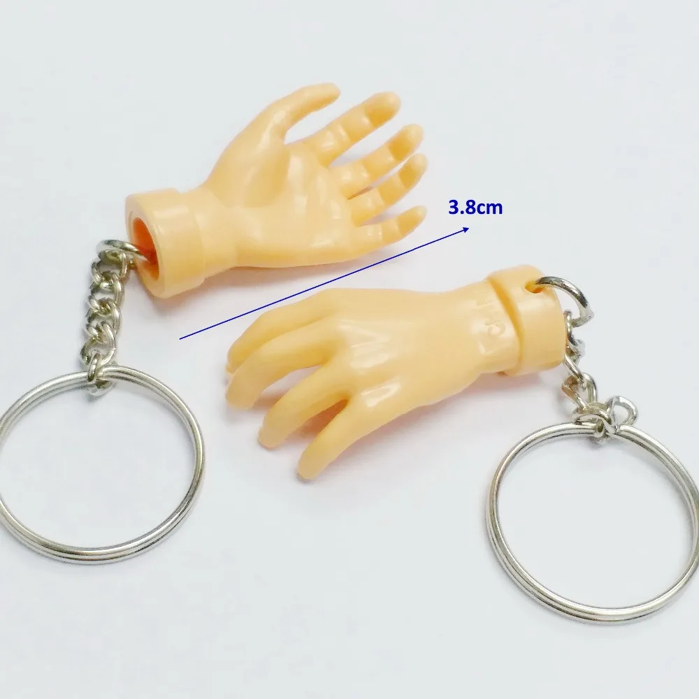 E722  Hand with key chain 5g