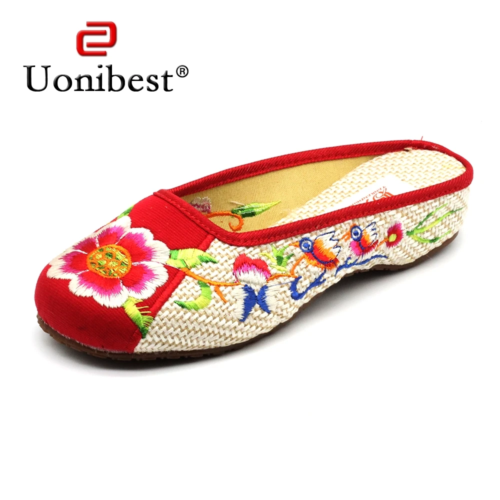 Cotton and linen national wind Embroidy Shoes Chinese style embroidered Slippers