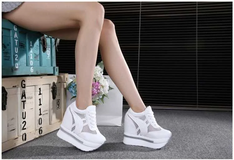 Летняя повседневная обувь с перфорацией; женские туфли-лодочки на каблуке 11 см; модная обувь на шнуровке, увеличивающая рост; женская обувь на скрытой платформе