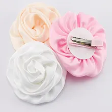 Атласный розовый край закручен вручную цветы с зажимом матовый атласный цветок аксессуары для волос, реквизит для фотографирования реквизит 120 шт./партия