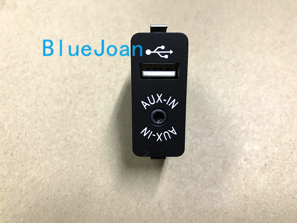 BMW USB AUX Plug new