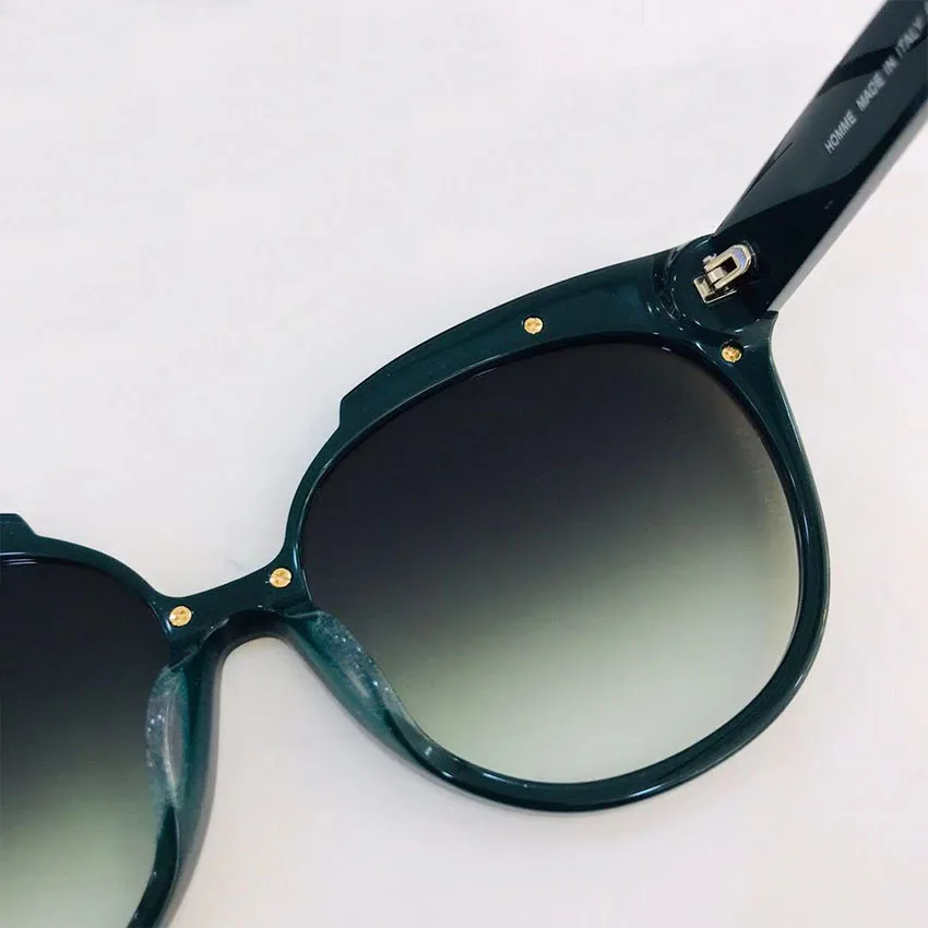 Retro classic Cateye Sunglasses Women Metal patch Vintage Gradient Glasses Luxury brand Cat eye Sun glasses Female Eyewear UV400