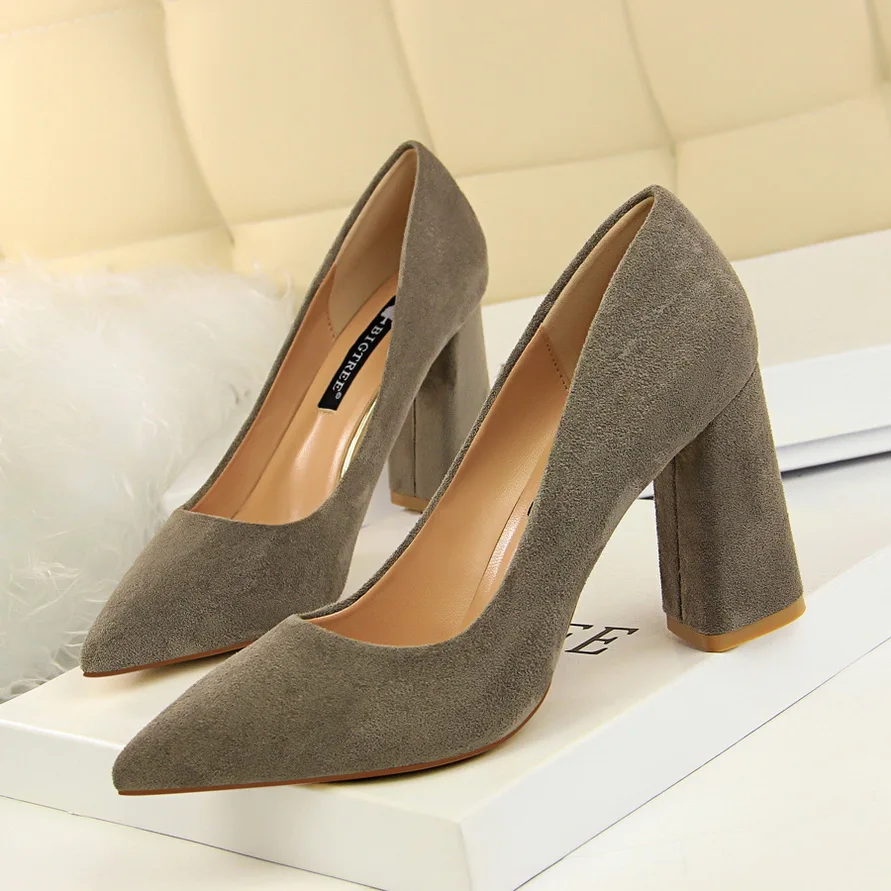 New Arrival Concise Square Heel Office Shoe Women Flock Soft Leather Pointed Pumps Spring Autumn Shallow Ladies High Heels Shoes