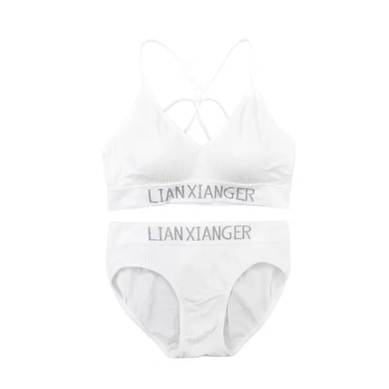 10599636290_1229115657