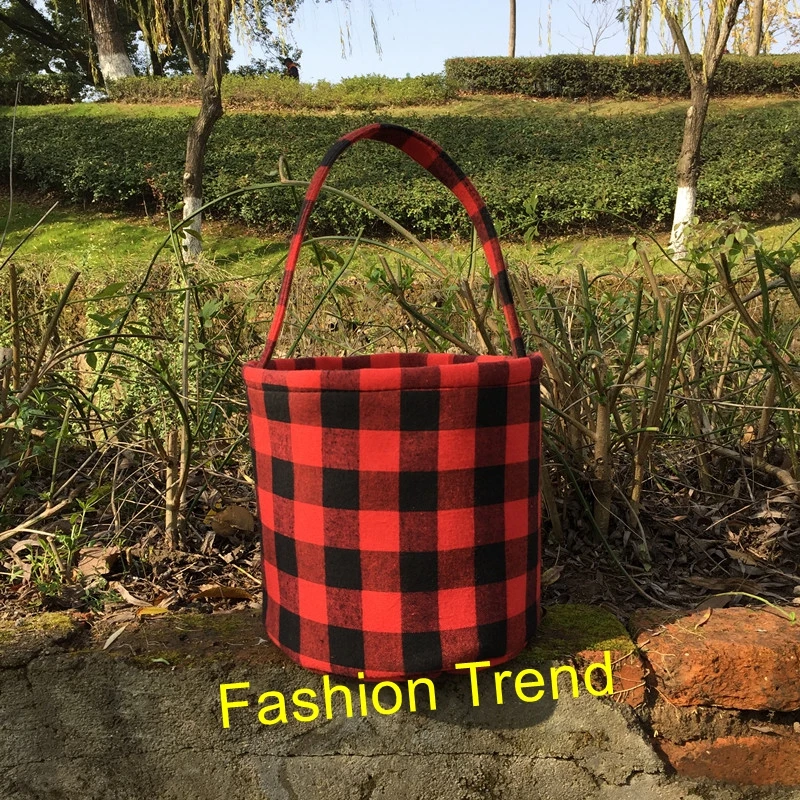 buffalo plaid bucket (2)
