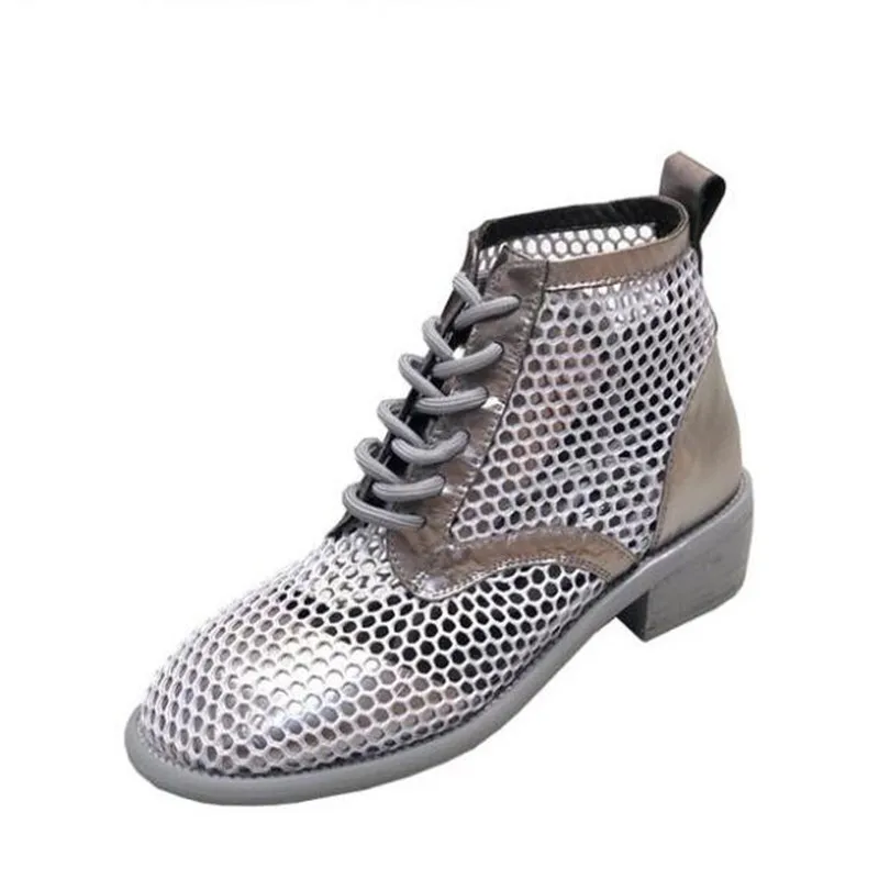 

Flat leather sandals Roman mesh breathable women's shoes 2019 spring and summer new hollow tie boots casual comfort