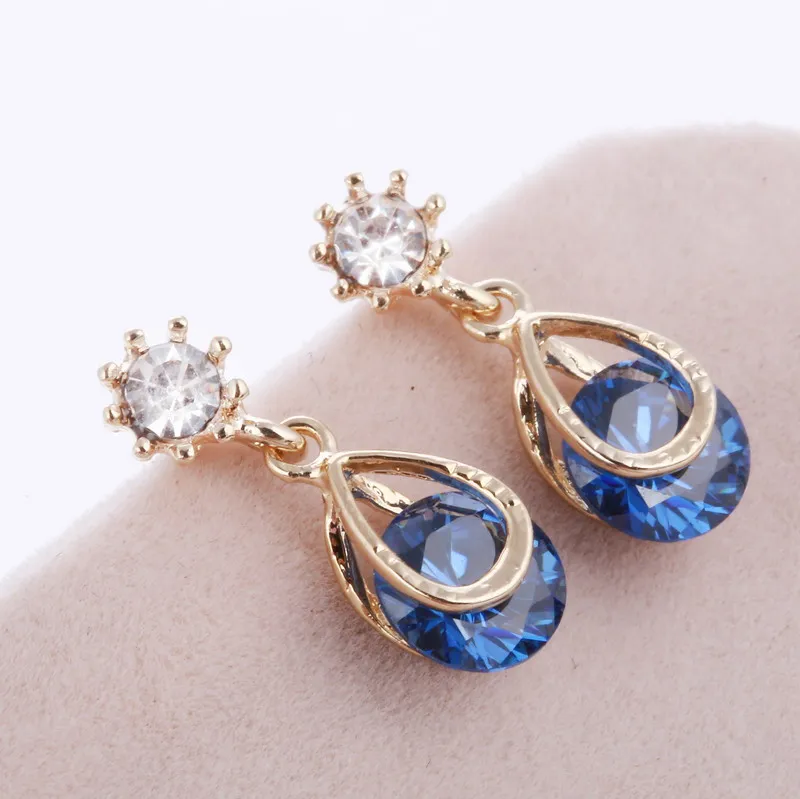 

Best Sale Austrian Crystal Stud Earrings Jewelry bijoux Water Drop Shaped Rhinestone Imitation Blue Stone Earrings Brincos