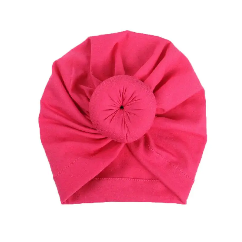 Новая милая мягкая хлопковая шапочка унисекс с бантиком для новорожденных и маленьких мальчиков и девочек, теплая шапка, однотонные мягкие одноцветные шапки, 1 шт - Цвет: Розово-красный