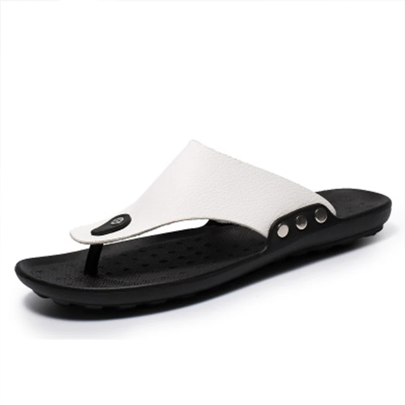 

2019 new summer casual slippers fashion comfortable men's flip-flops outdoor large size sandals 39-44