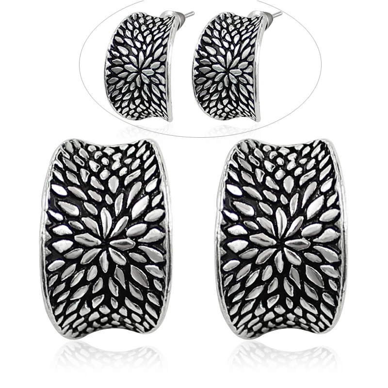 

Ancient silver Carved Semi-arc Earrings Ethnic style Cherry Blossom Petals Scattered Female fashion Earrings Bohemian Jewelry