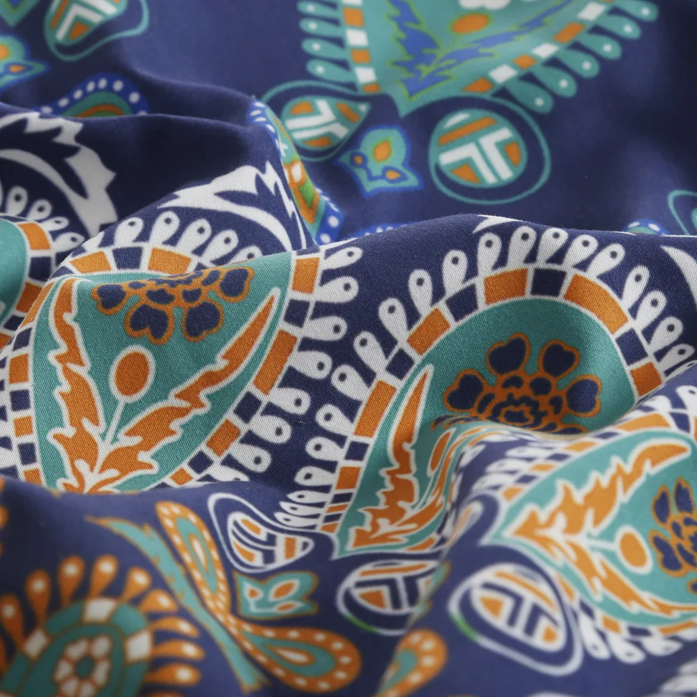 4002949369_603863384