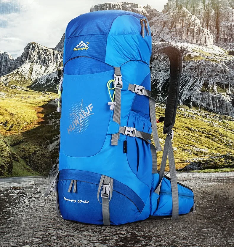 

Large-capacity Outdoor Mountaineering Bag Waterproof, Wear-resistant, Breathable Backpack