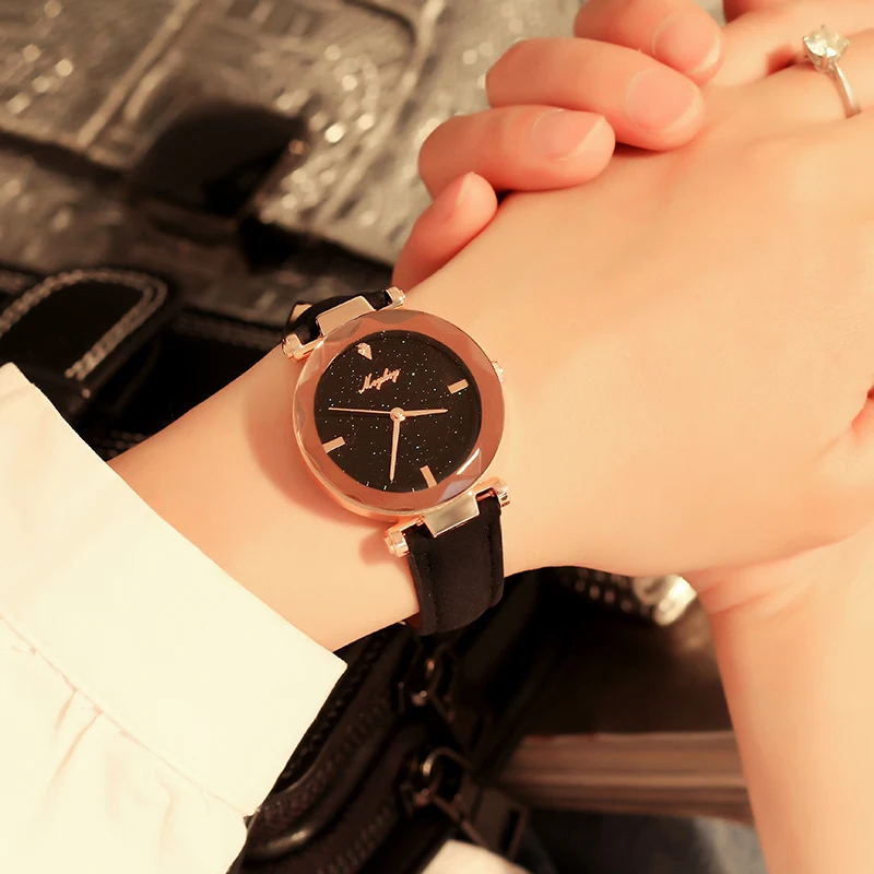 Luxury Brand Women Watches 2018 Fashion Casual Rhinestone Leather Quartz Watch Analog Ladies Dress Watch Relogio Feminino Clock