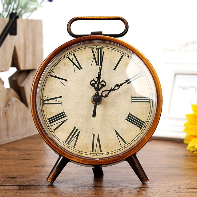 European Table Clock Battery Operated Home Decoration Retro Study Room