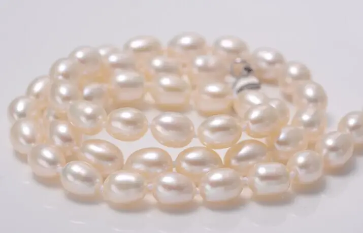 

HUGE 18" 10-12MM SOUTH SEA WHITE PEARL NECKLACE AAA