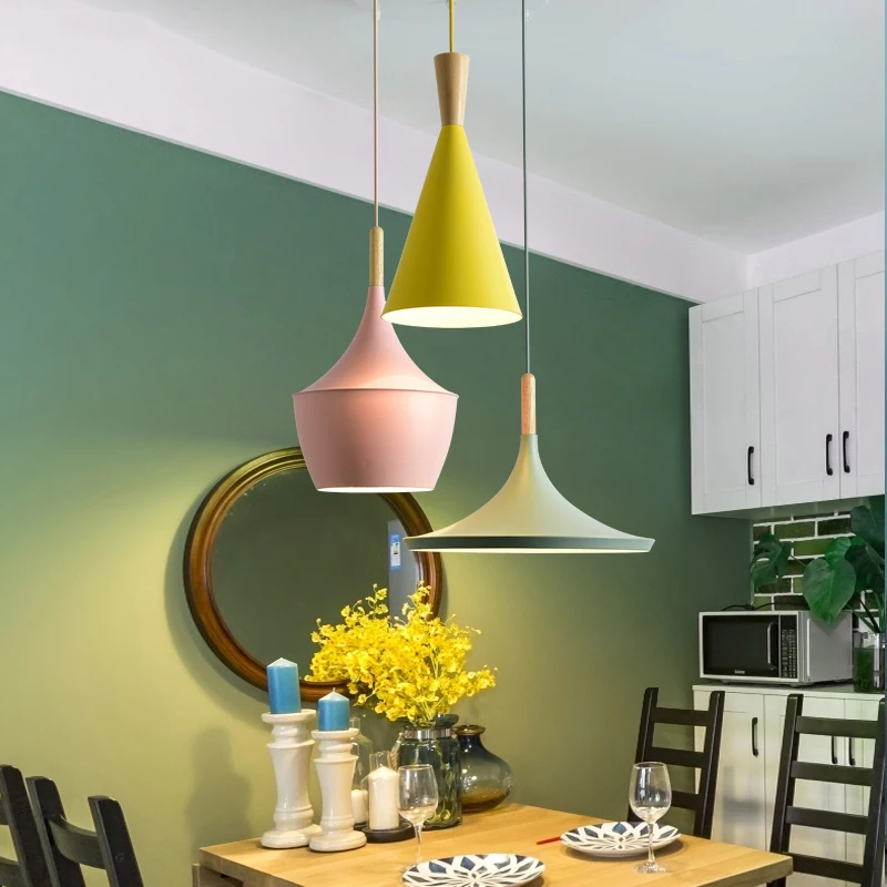 

Creative musical instrument three-head restaurant lamp modern minimalist personality wrought iron single head macaron chandelier