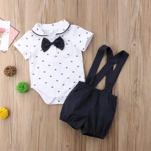 Новорожденных наряды для маленьких мальчиков одежда Изделие из хлопка с короткими рукавами; комбинезон; боди+ шорты 2 шт. комплект одежды для джентльменов - Цвет: Черный