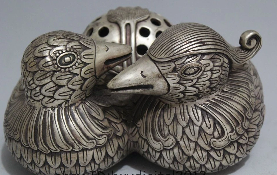 

Collectible Decorate Old Tibet Silver Carve Big Duck Swim Incense Burner Statue