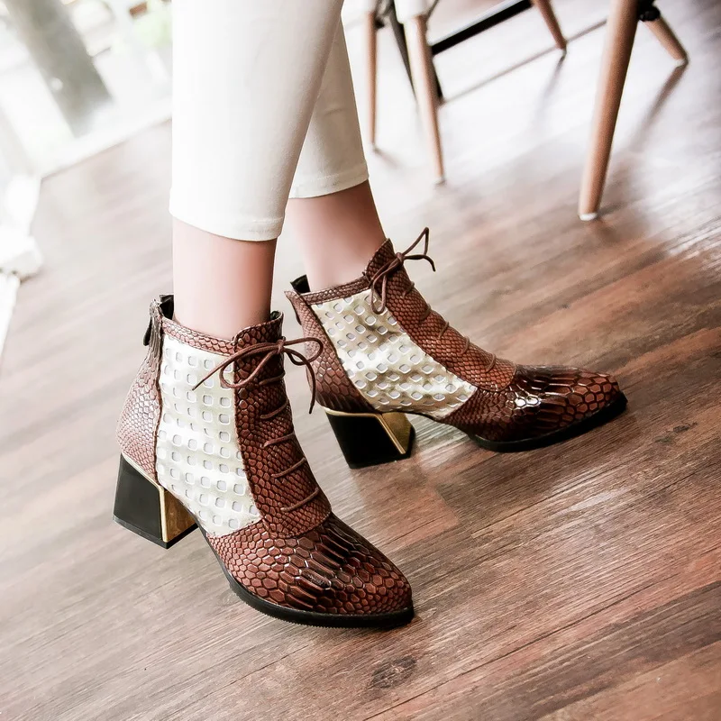 LVABC/Новинка года; ботинки «Челси»; женские ботинки на молнии; ботинки со змеиным принтом на квадратном каблуке; модная пикантная женская обувь с острым носком; размеры 32-43