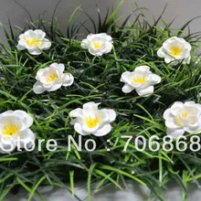 10 ''* 10'' искусственная пластмассовая трава коврик самшитовая панель с маленьким белым цветком Свадебные садовые вечерние украшения для дома Настольная дорожка