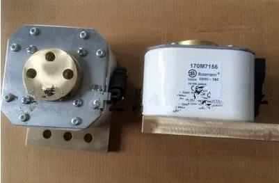 

Free shipping 5pcs Fuses: 170M7156 3000A 1000V 4SBKN/90 aR