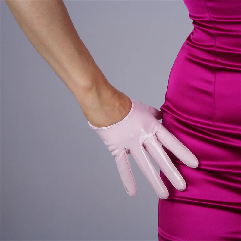 Лакированная кожа 21 см короткие перчатки короткие имитация кожи зеркало яркая кожа Вишневый порошок светильник розовый QPFH21