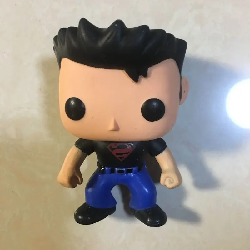 

Original Secondhand imperfect Funko pop Heroes: Superboy Superman Vinyl Action Figure Collectible Model Loose Toy Cheap No box