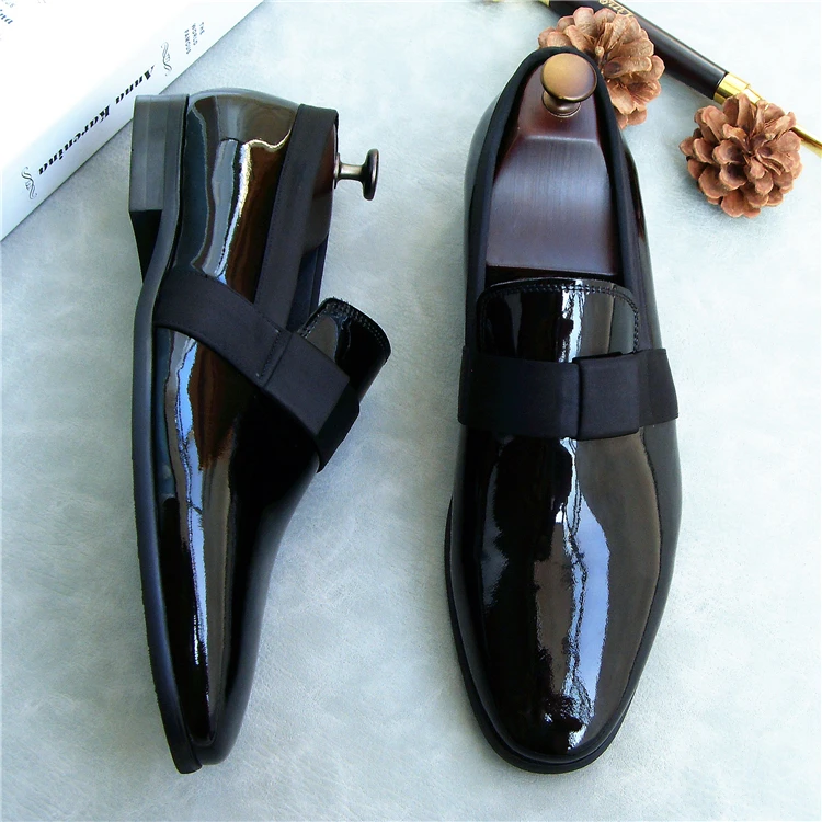 Lazy Person Slip On Man New Leather Derby Shoes 2018 Spring Black Patent Leather Wedding Flats Dress Prom Oxfords Smoking Mujers