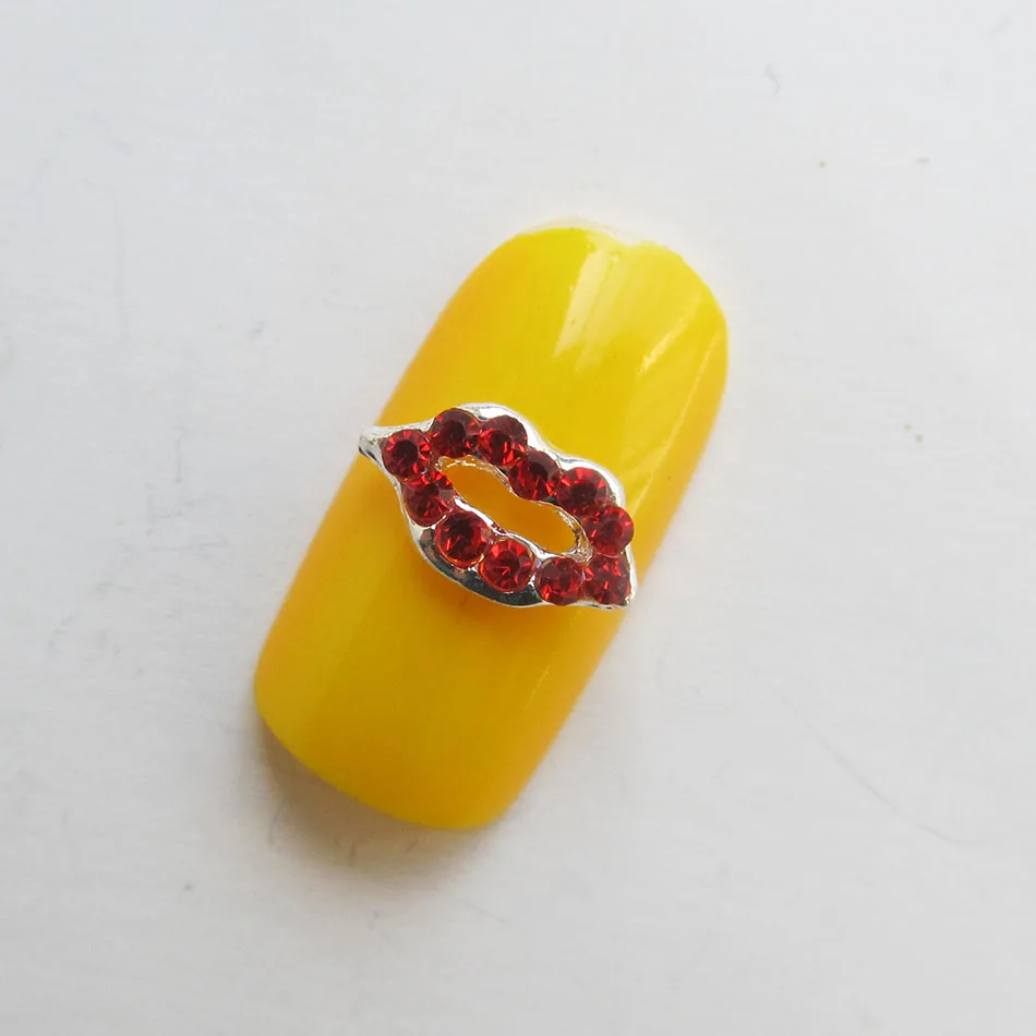Alloy Rhinestone Red Lip Japanese Nail Art Supplies Fashion Cute 2017