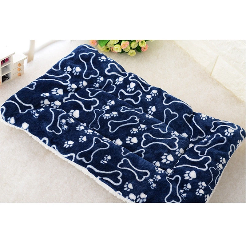 Large Pet Dog Cat Blanket Bed Puppy Cushion House Pet Soft Warm Kennel Dog Multifunction Mat - Color: 01