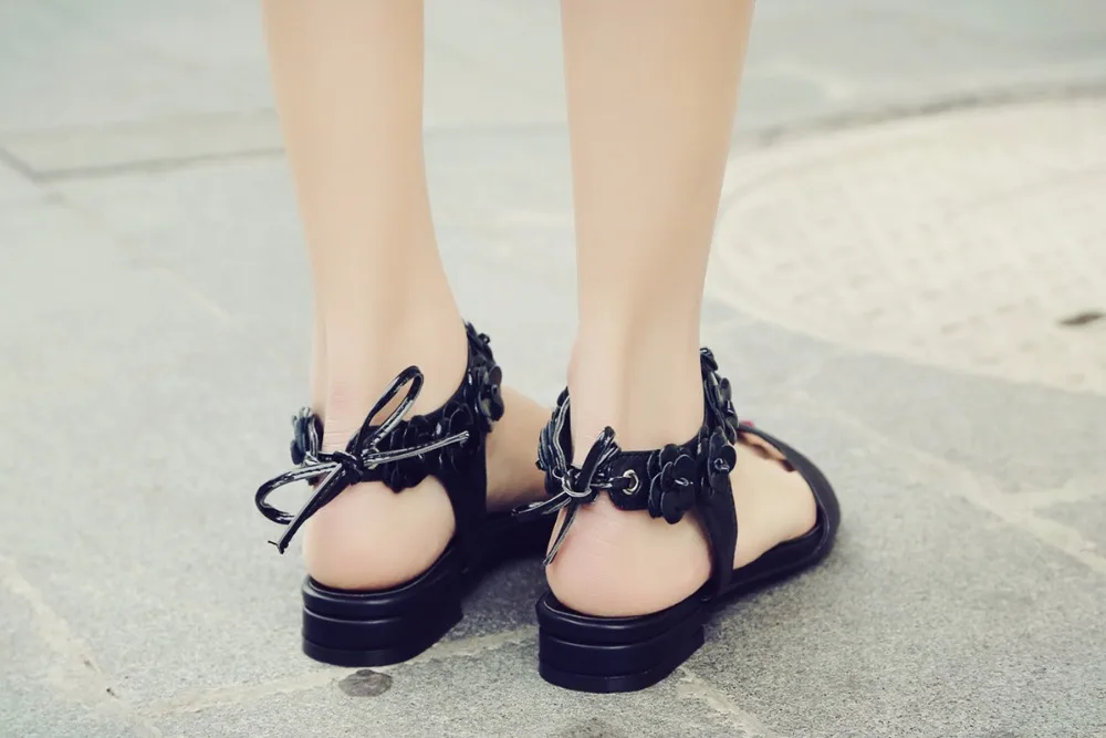 WOMEN SANDAL25