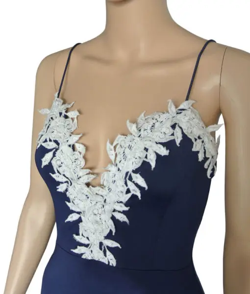 1984175318-1-510x600