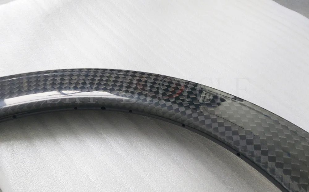 Top 700C 88mmx23mm carbon clincher wheel 12K Glossy no brake surface Road disc Track fixed gear bicycle rim 20 24 28 32 36 holes 1 Top 700C 88mmx23mm carbon clincher wheel 12K Glossy no brake surface Road disc Track fixed gear bicycle rim 20 24 28 32 36 holes 1