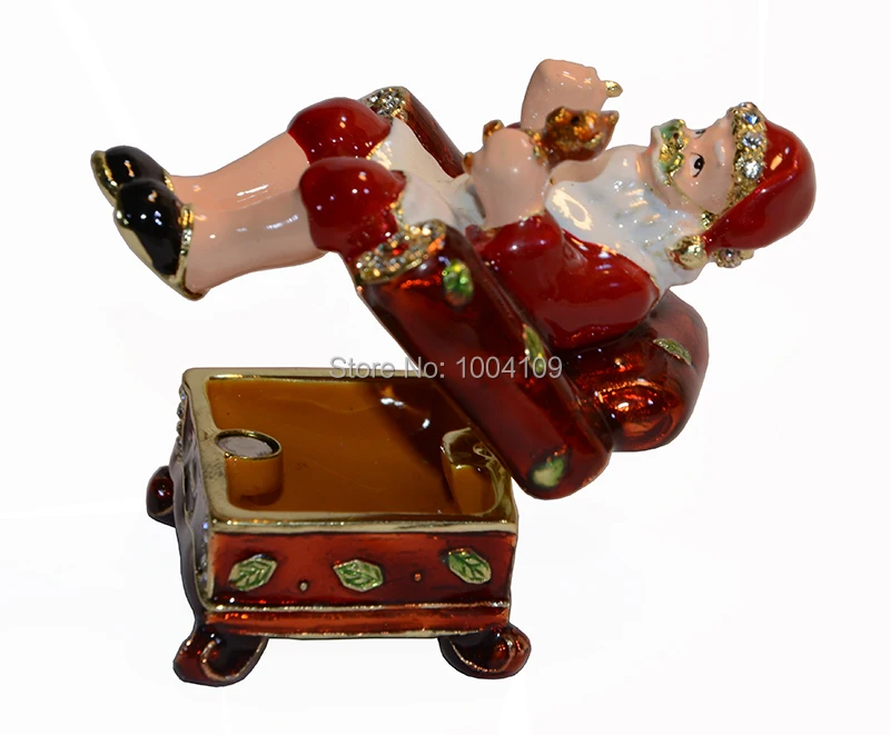 TBP0237-Santa Claus sitting in chair jewelry trinket box-3.jpg