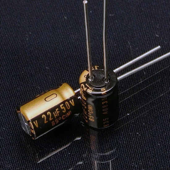 

2018 hot sale 10PCS/30PCS new Japanese original nichicon audio electrolytic capacitor KZ 22Uf/50V capacitor free shipping