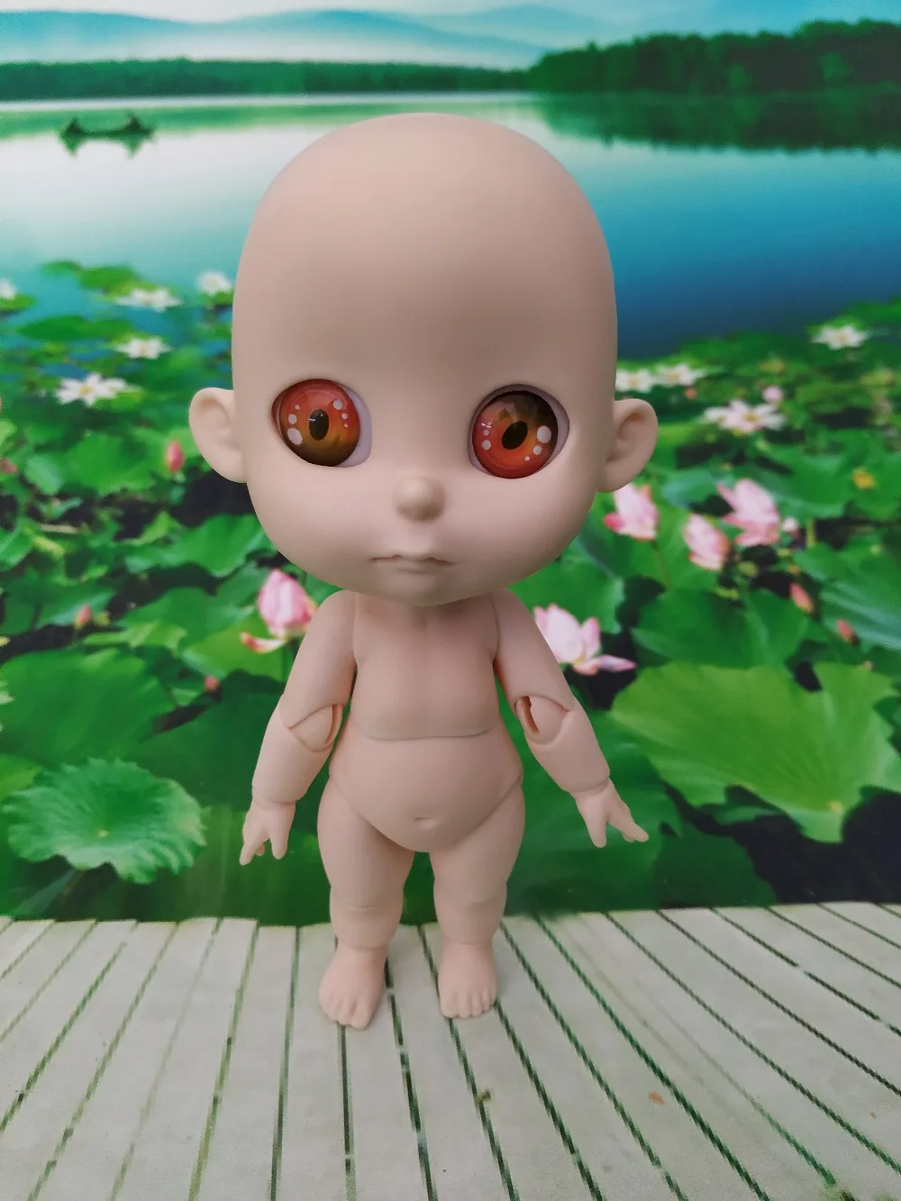 

1/8 BJD doll BJD big mouth big head joint doll for men and women birthday gift with free eyes free shipping