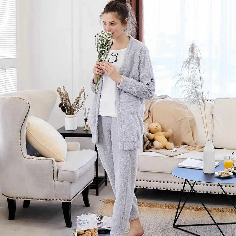 

autumn and winter new beautiful fleece two-piece pajamas Korean female kitten embroidery casual pocket home service