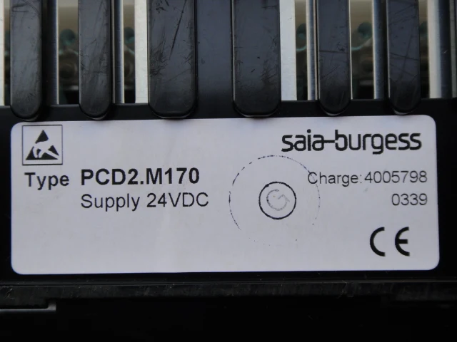 SAIA PCD2.M170 используется в хорошем состоянии может нормально работать