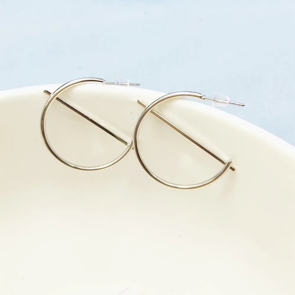 

new Fashion Round Earrings Punk Simple Gold/ Silver /Geometric Circle Earrings For Ladies Gifts Wholesale