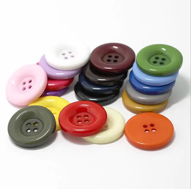 

100PCS 15-30mm Colorful DIY Four Hole Sewing Button Scrapbooking Cartoon Buttons Round Buttons Children's Garment Sewing Notions