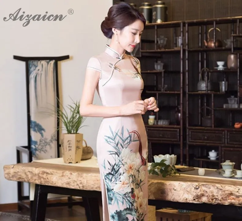 Модные элегантные длинные Cheongsam современный Chinoise похожие Шелковый Ци Пао Для женщин традиционные китайское платье Qipao принтом женская Роба