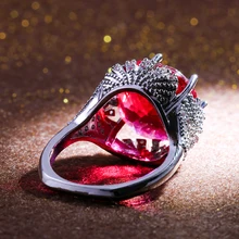 Anillo de cóctel de piedra granate Vintage Huitan para mujer, accesorios con estilo sangrientos y concintos para mujer, venta al por mayor de lotes y a granel