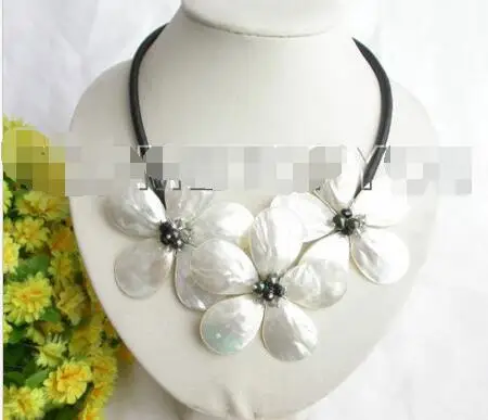 

Free Shipping >>handcraft bloom white seashell black pearls choker leather necklace GIFT E126