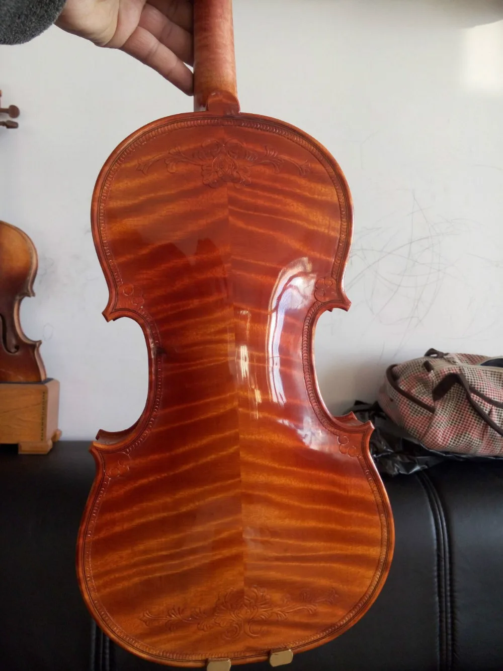 

Nice violin 4/4 size excellent handcarved flamed maple back violin