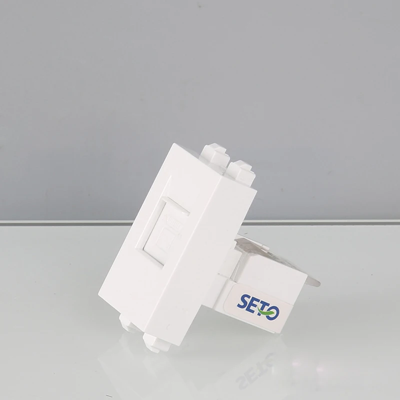 RJ45 5e network slot pic 3
